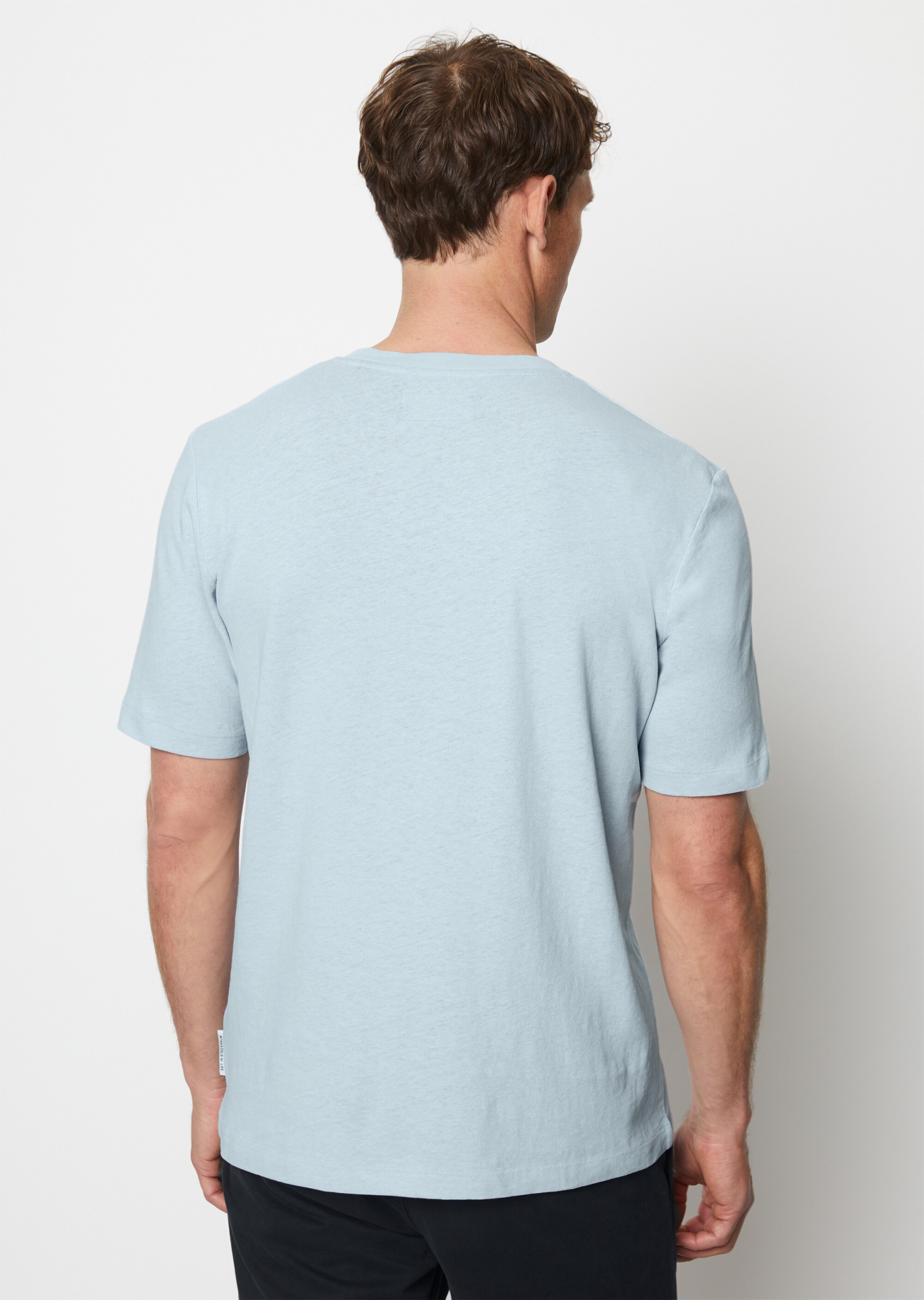 T-Shirt regular aus Bio-Baumwolle und Leinen
