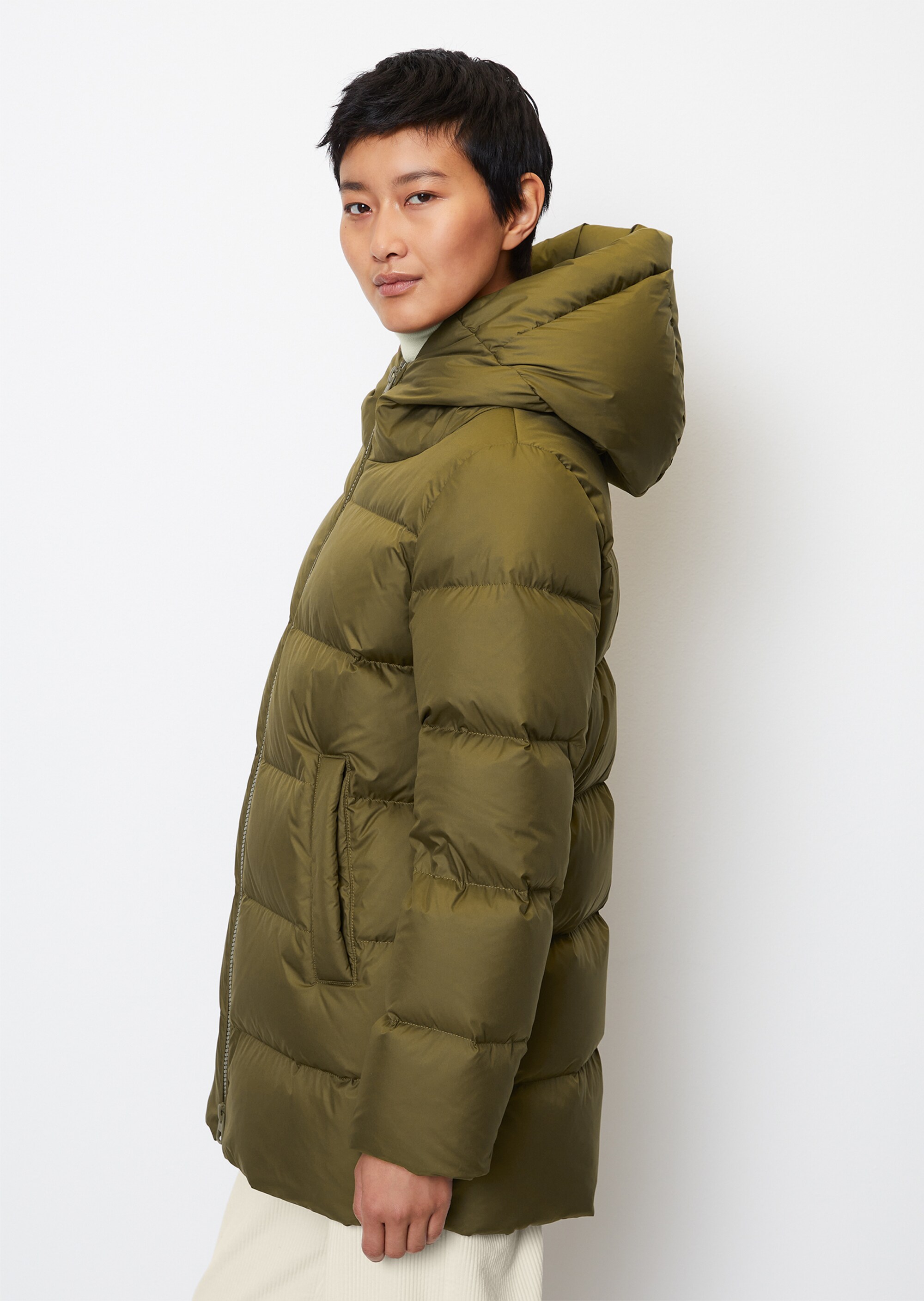 Puffer-Daunenjacke regularaus recycelten Materialien