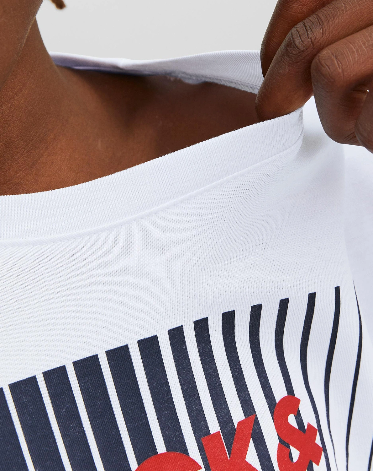 Langarmshirt LOGO in white