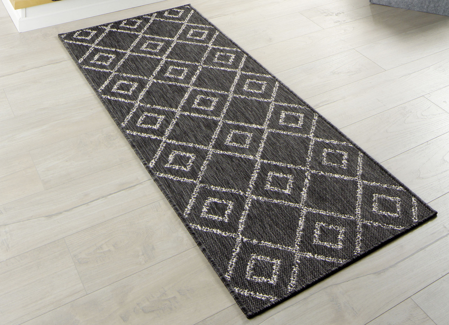 Brücken und Teppiche im natürlichen Sisal-Look