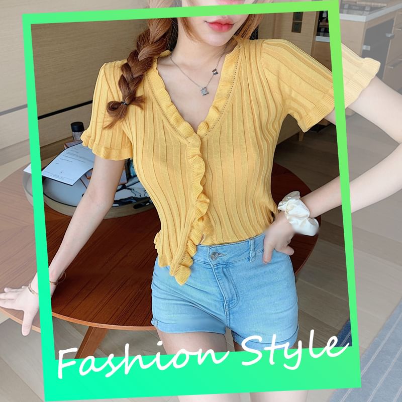 MIKIGA - V-hals gebreide cropped top