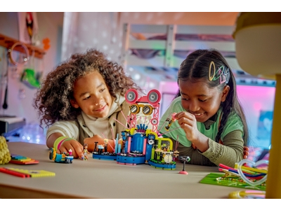LEGO Heartlake City muzikale talentenjacht (42616)