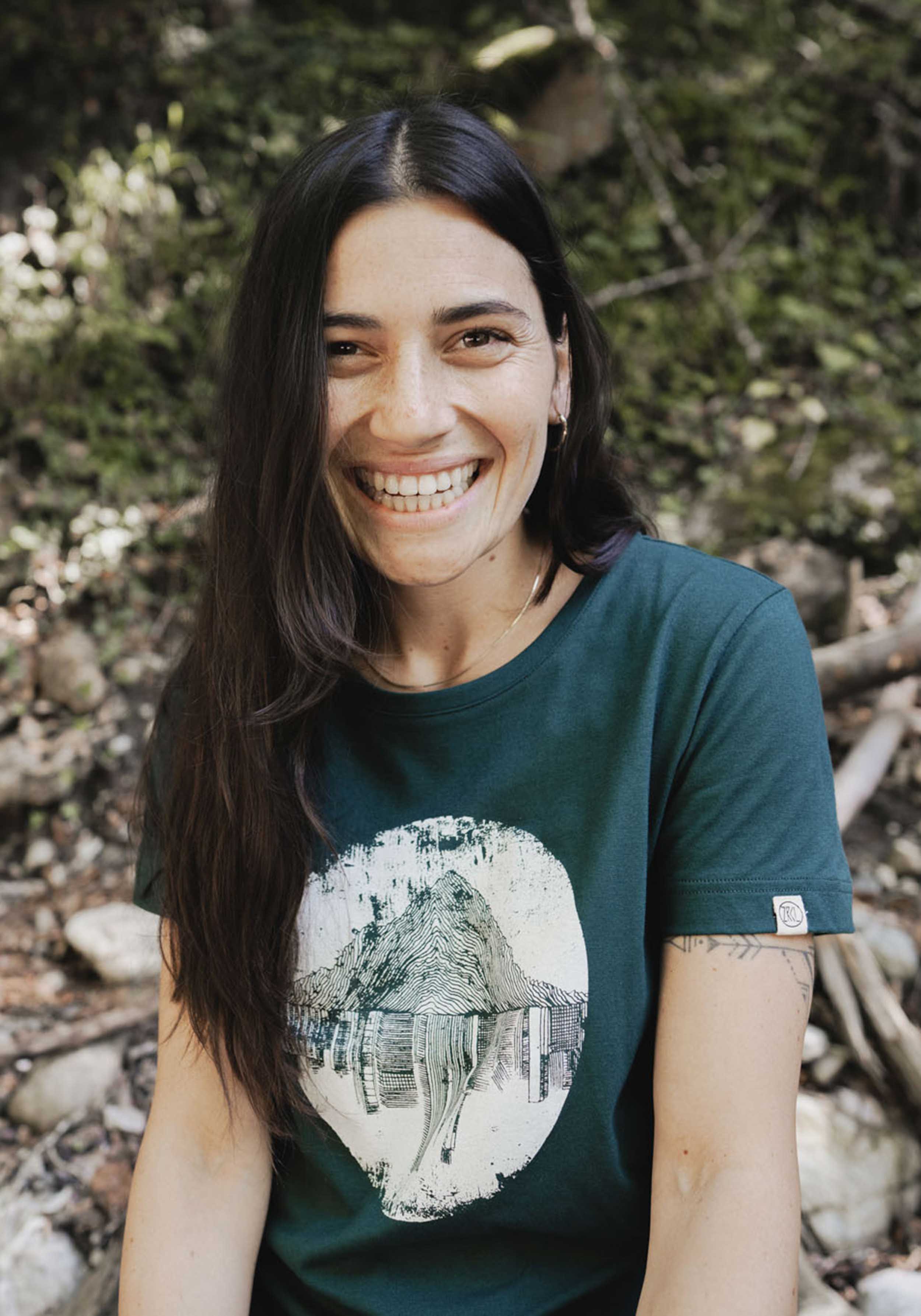 WE ARE ZRCL Damen-T-Shirt Luisa Mountain vs. City Dark Sea