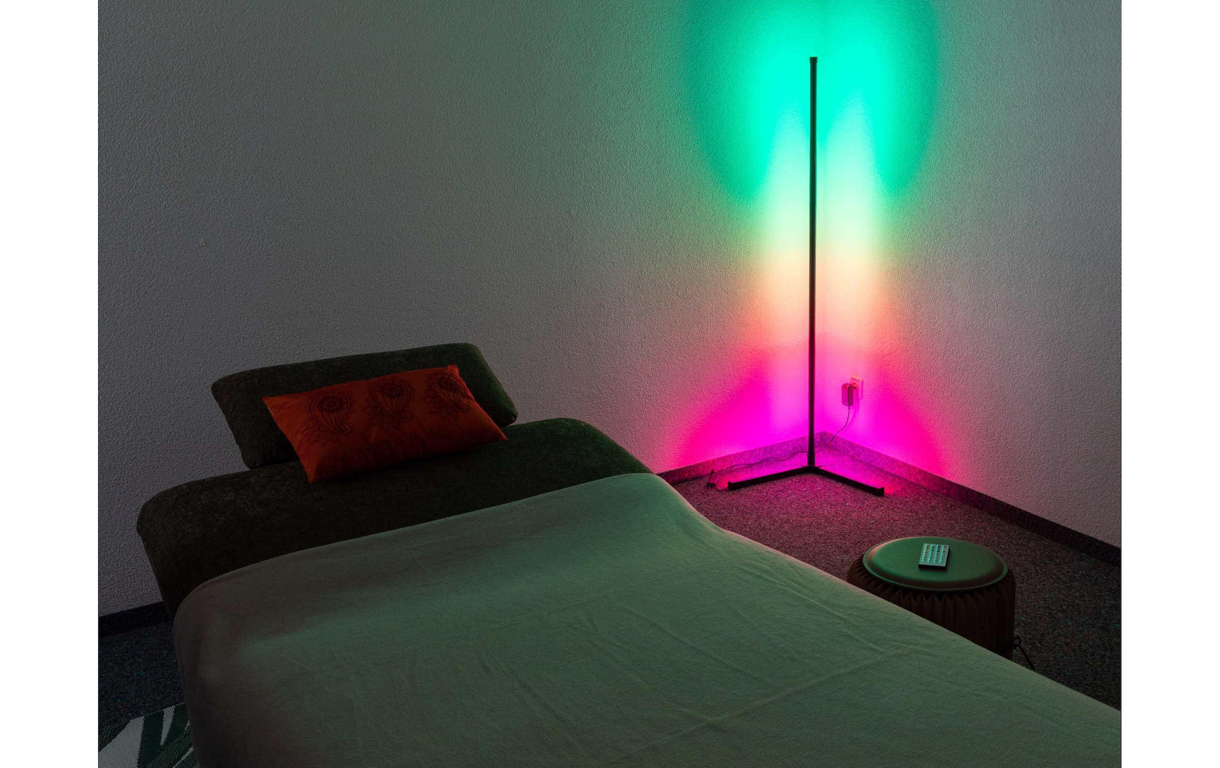 Stehlampe »FTM RGB schwarz 1.56m 27W« Farbwechsler
