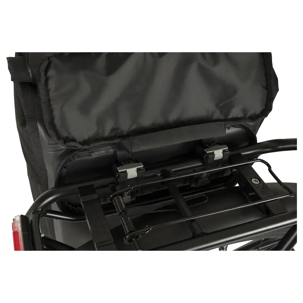 AGU Clean Single Shelter Click'nGo Large 21L Fietstas/Rugzak Zwart