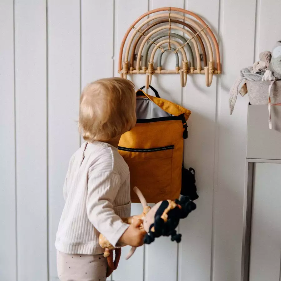 Anna und Oskar Fairer Kinderrucksack Kalle Mini Senfgelb