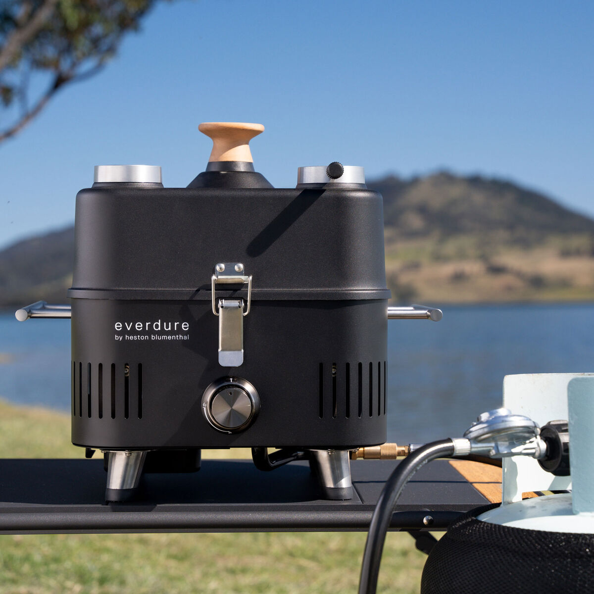 Everdure Cube Proflame 360 gassgrill, svart