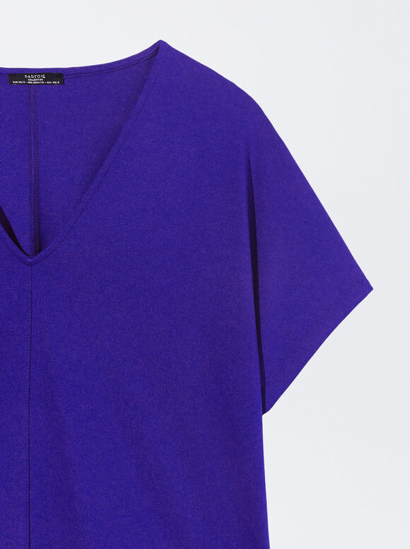 Camiseta básica com decote em V - Azul