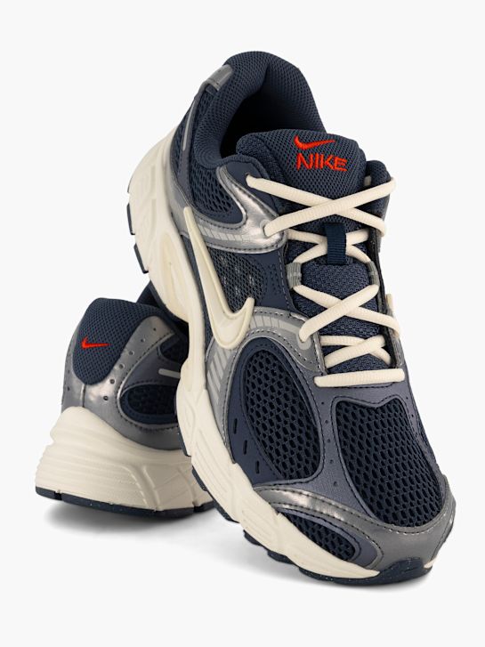 Nike V5 RNR Sneaker