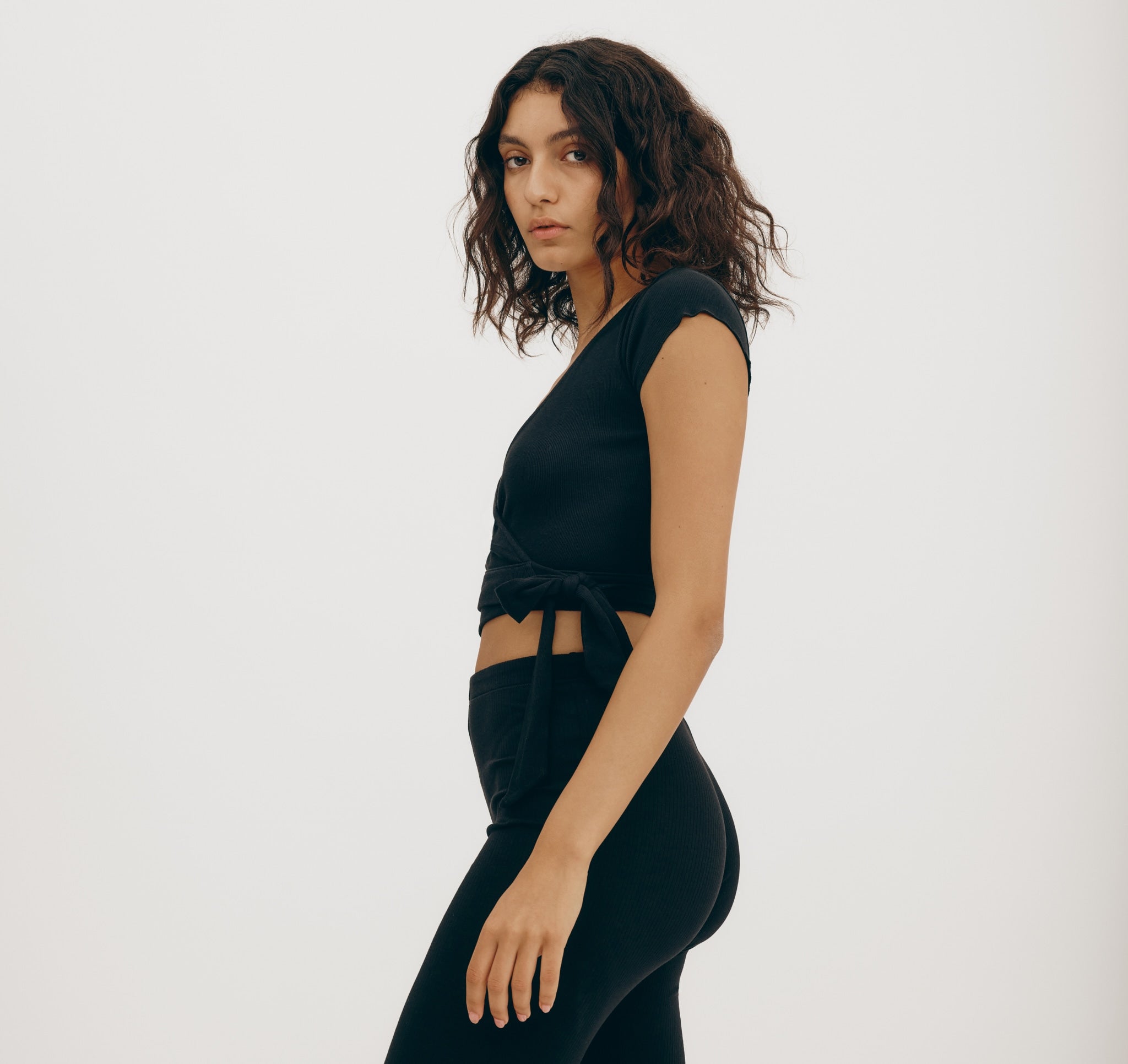 ORGANIC COTTON<br>Core Rib Wrap Crop Top