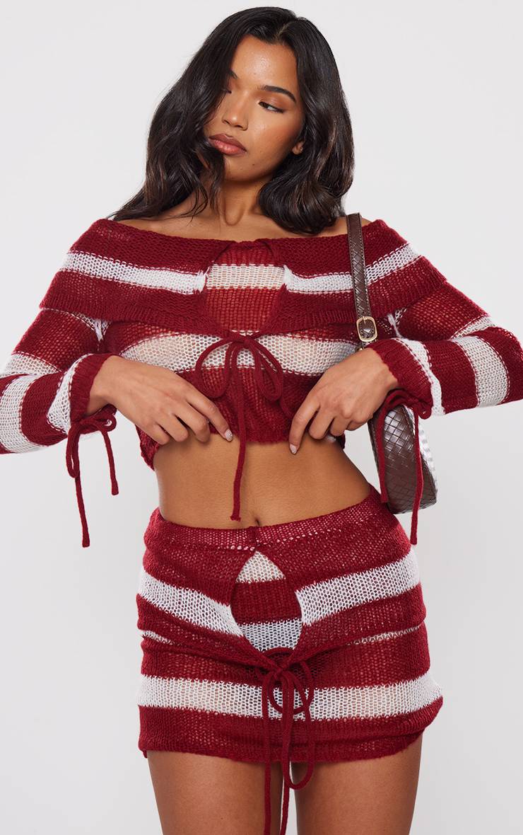 Cherry Red Mini Jupe Micro En Maille Douce À Motif Abstrait Avec Taille Repliée Et Détail Noué