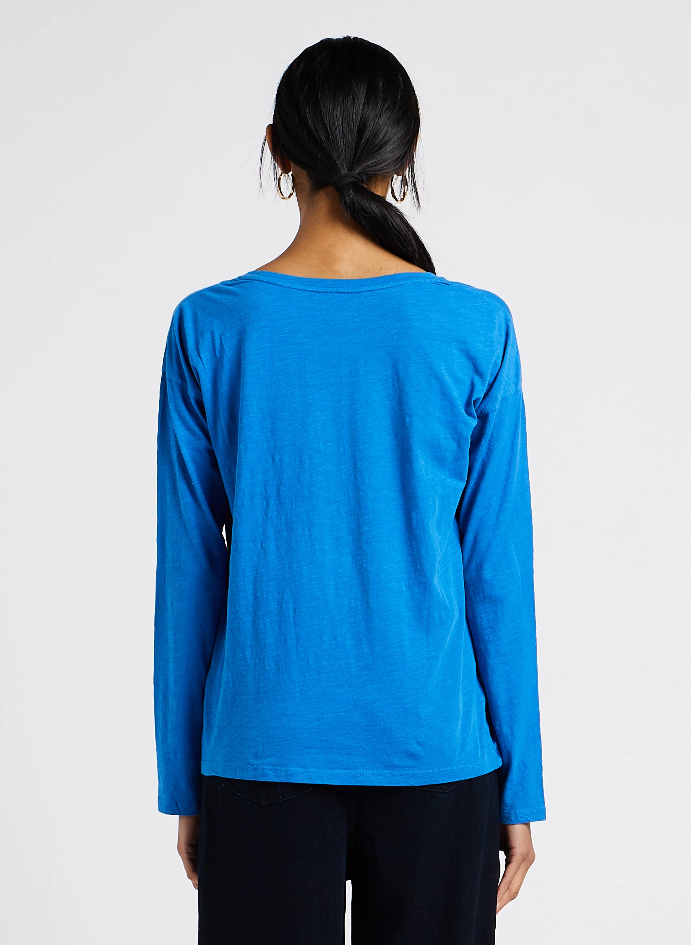 TOMY - Tee-shirt droit col V en coton organique | Bleu
