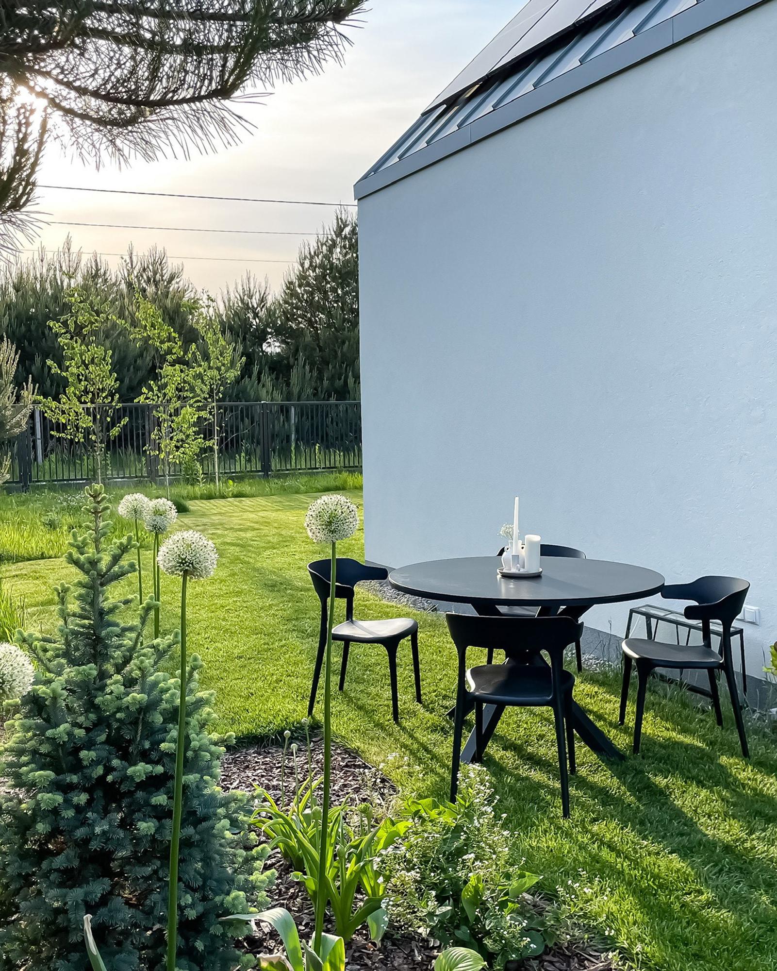 Tuin eettafel MALETTO 120 cm 120 cm Glas Zwart