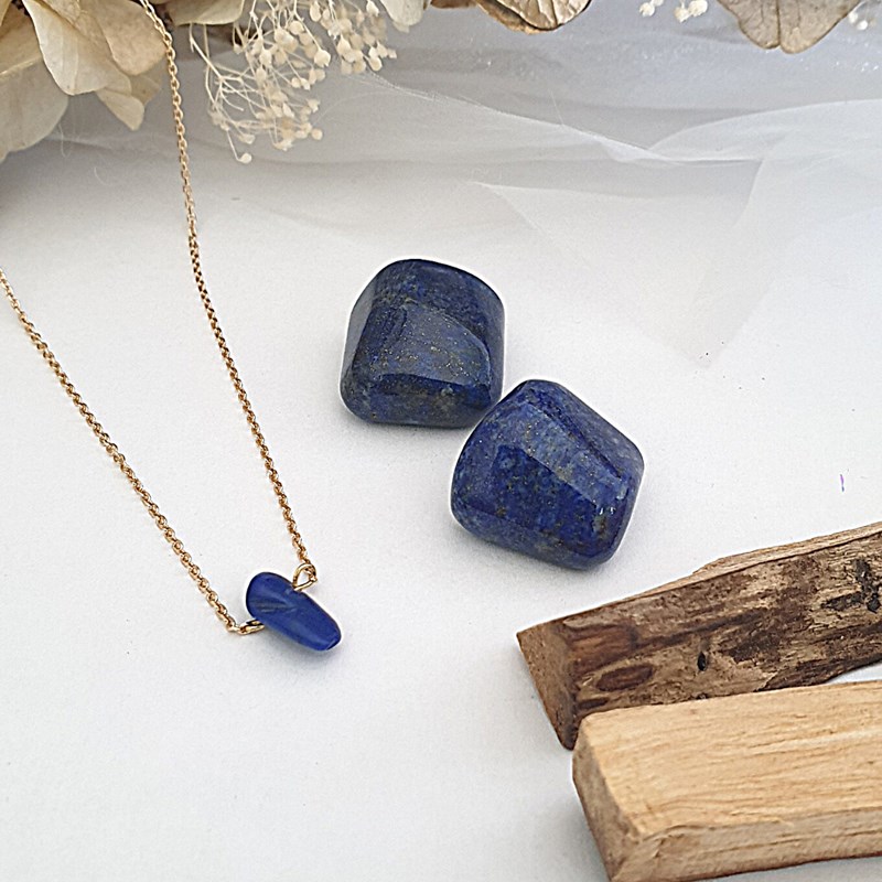 Collier Caillou Lapis lazuli femme or 40 cm