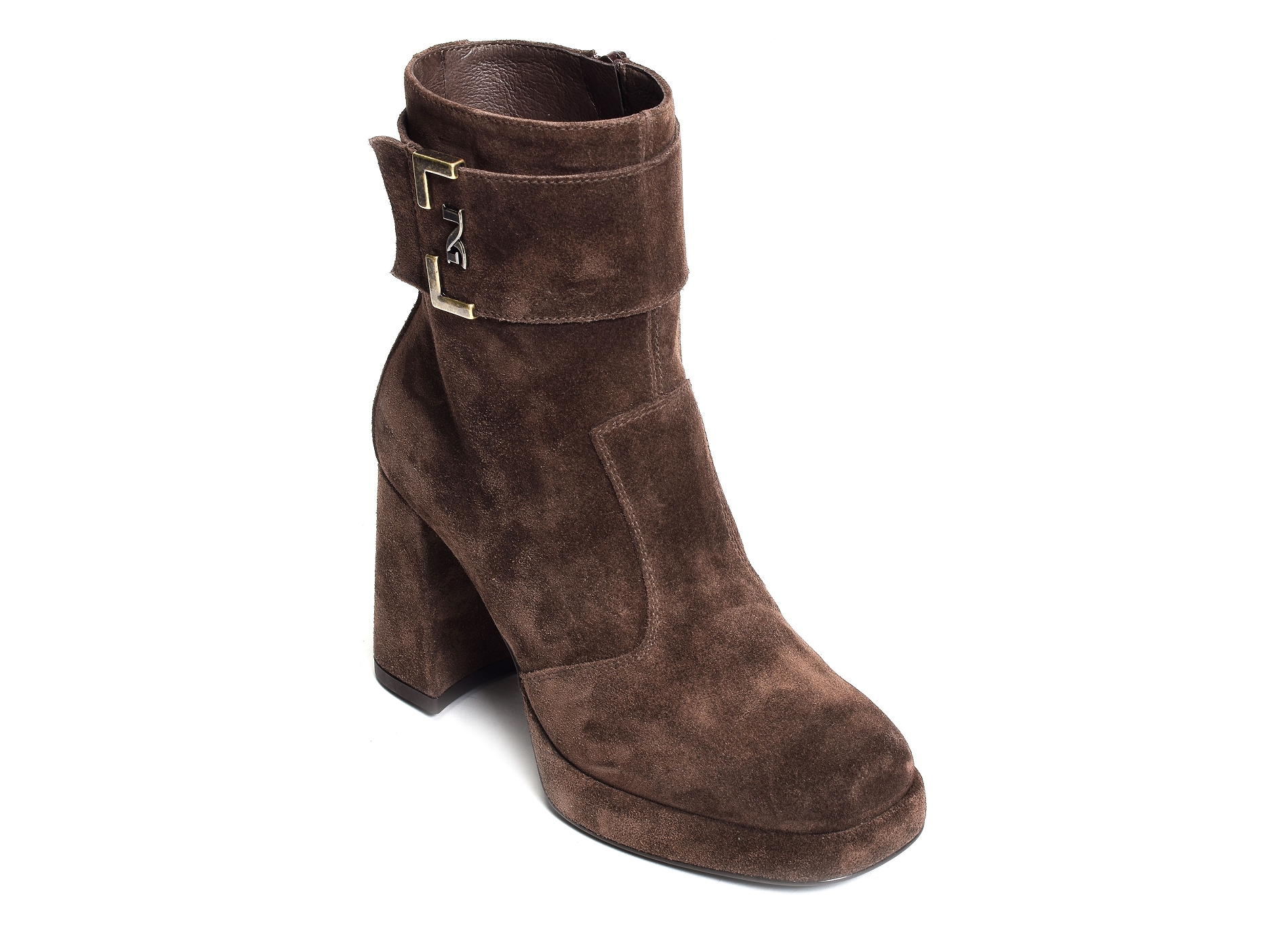 08221 marron