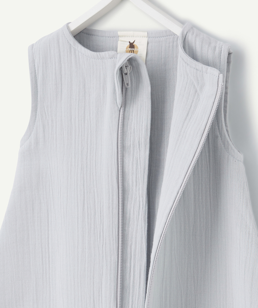 LASSIGGIGOTEUSE EN MOUSSELINE DE COTON BIO GRISE