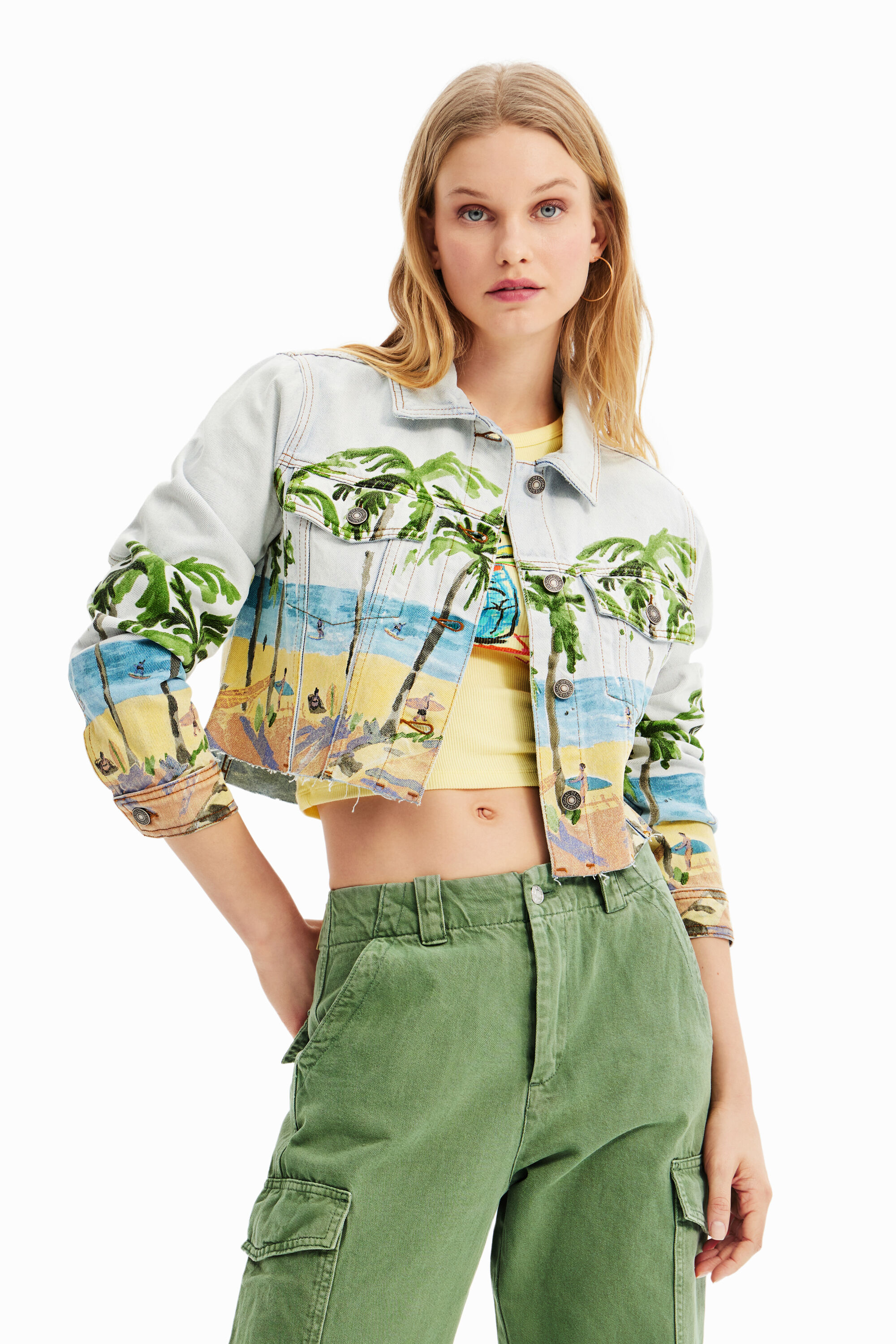 Veste courte en jean tropicale