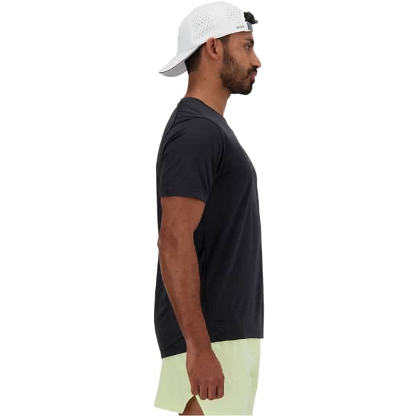 Short trail NEW BALANCE NEW BALANCE ATHLETICS SHORT SLEEVE BLACK