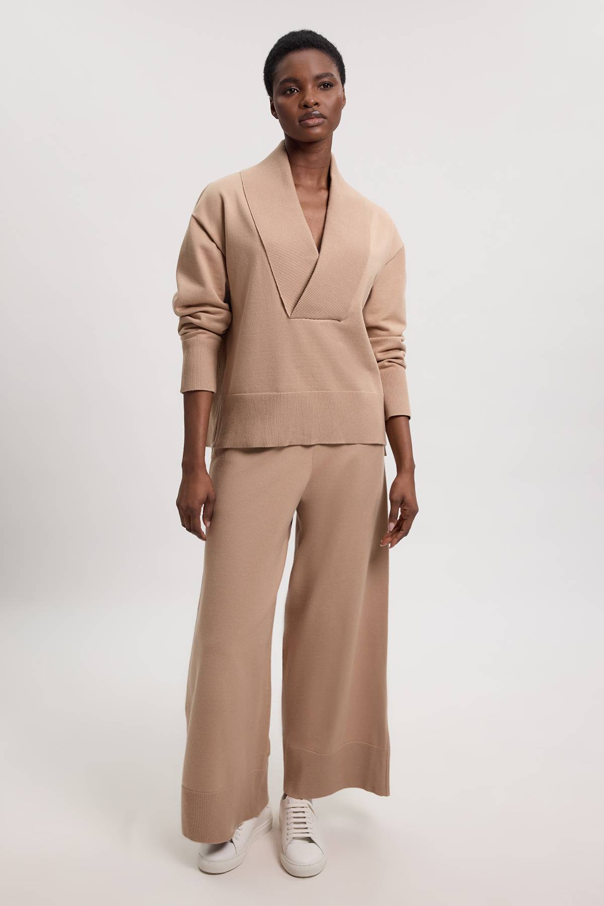 KarenMillen Synthétiquell En Maille À Col Châle Profond Aspect Laine