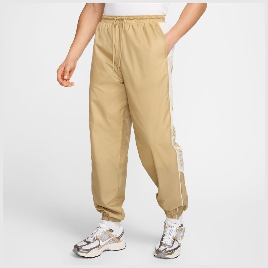 Nike Club