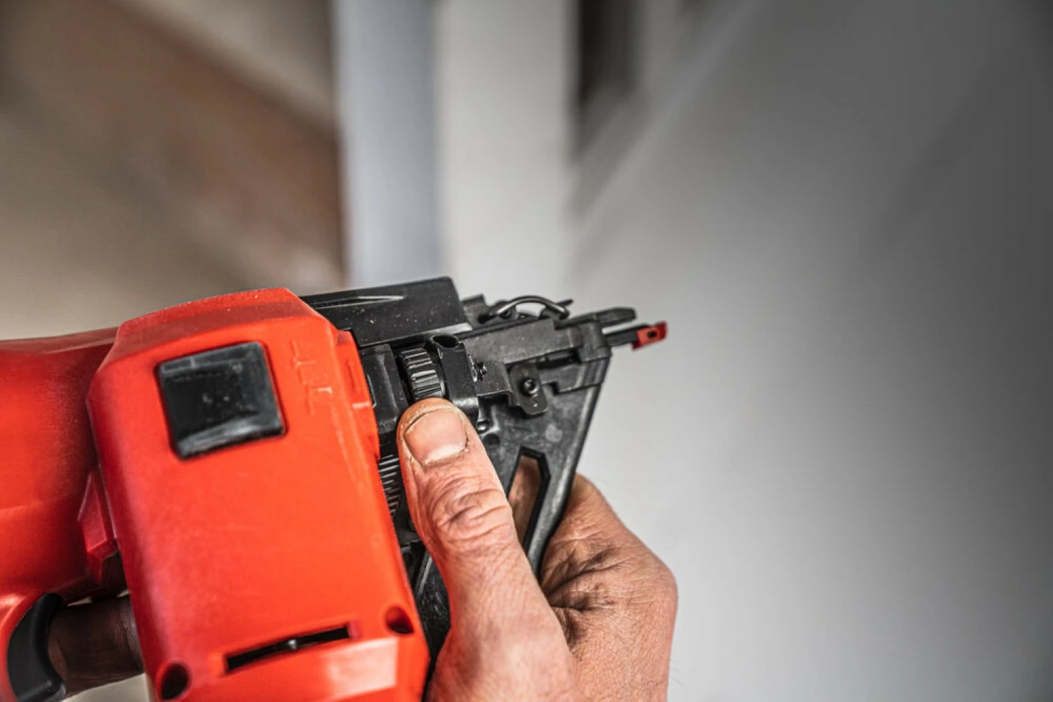 Milwaukee M18 FN16GA-0X 18V Li-ion Accu afwerktacker body in HD Box