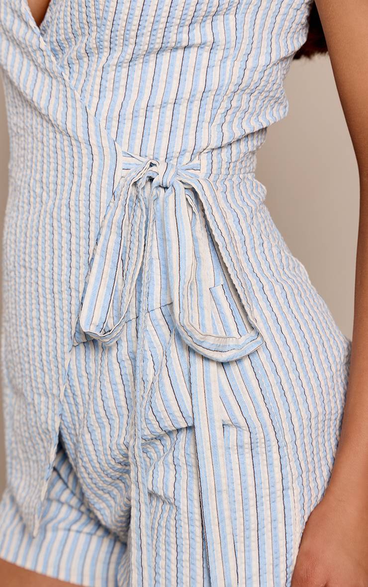 Bleu Combinaison-short À Rayures Fines Tissée Avec Détail Cache-cœur