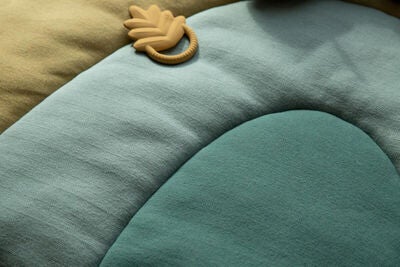 Sebra Leketeppe Regnbue, Dusty Green