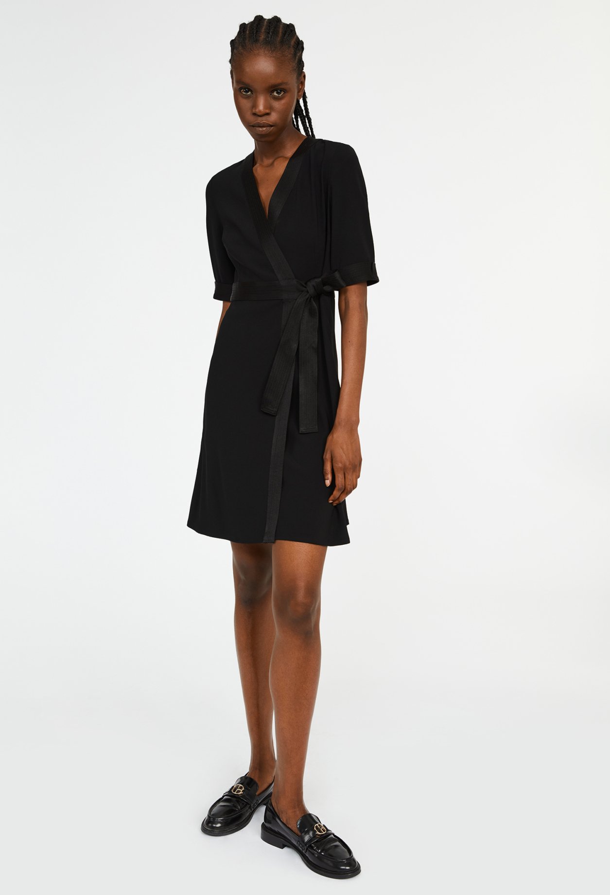 Robe courte porte-feuille