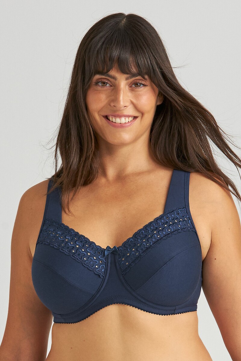 SENHORITA MARY DA SUÉCIA<br>BH BRODERIE INGLAISE
