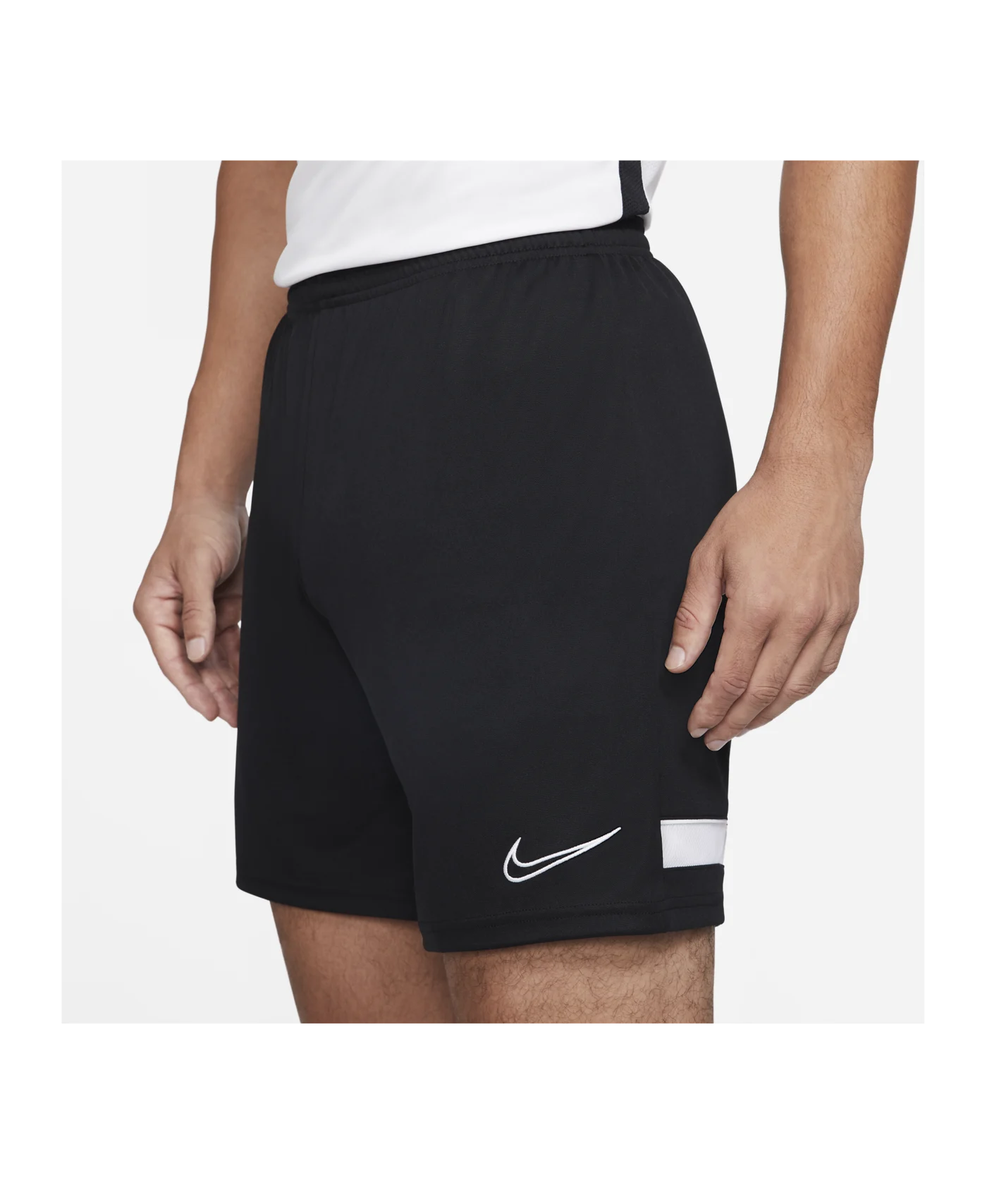 Nike Academy 21 Short Schwarz F010