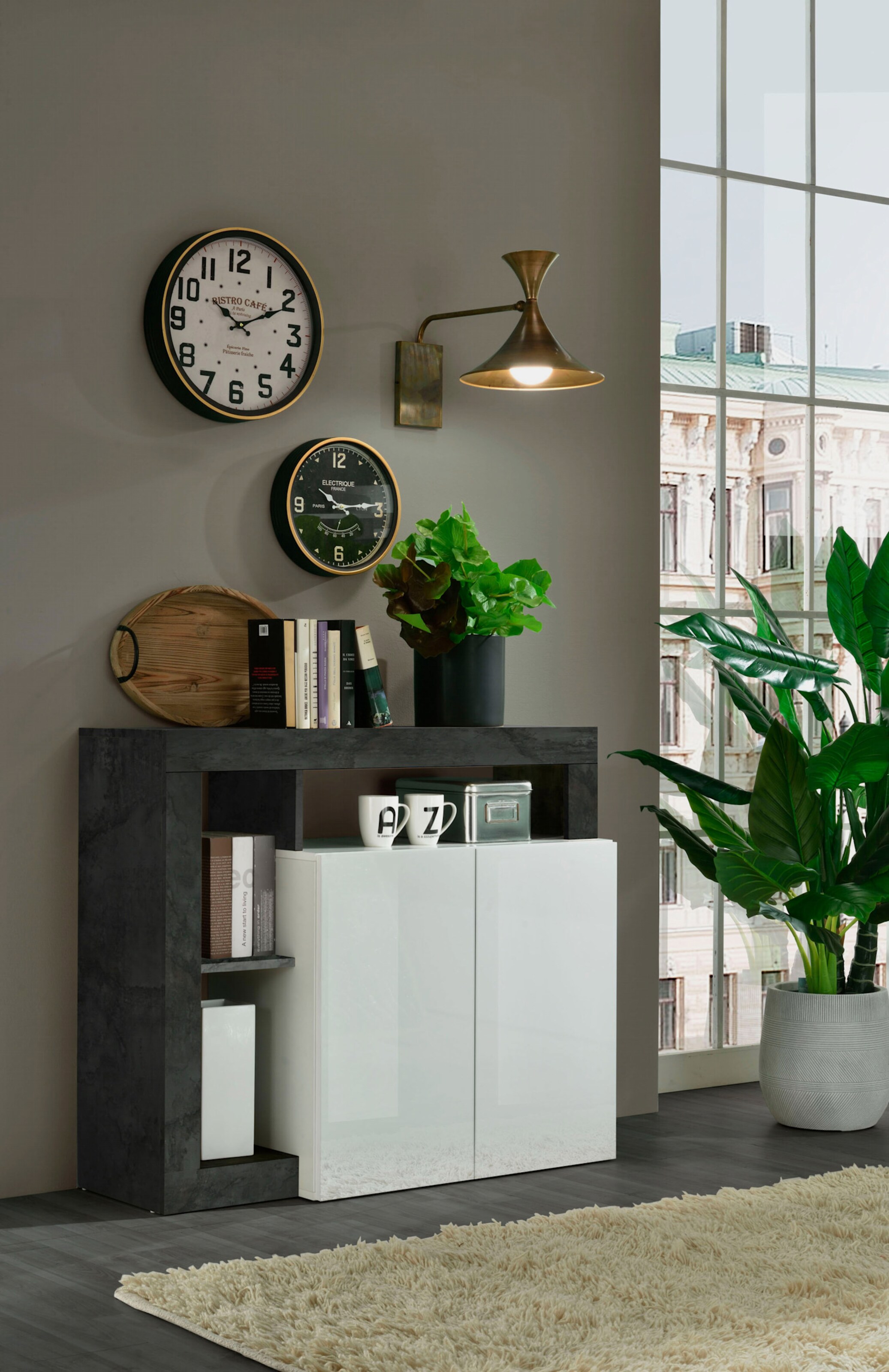 Sideboard