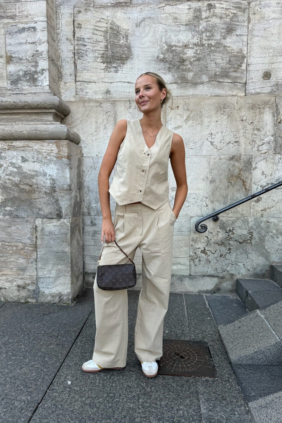 BYIC Celinaic Vest sand sand