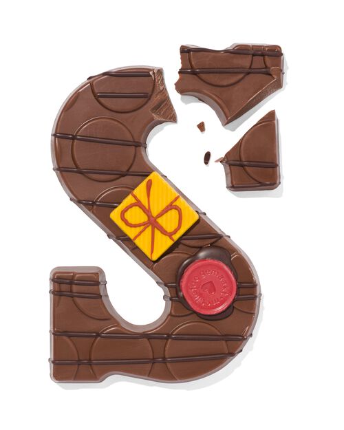 lettre S en chocolat au lait décorée à la main 200g