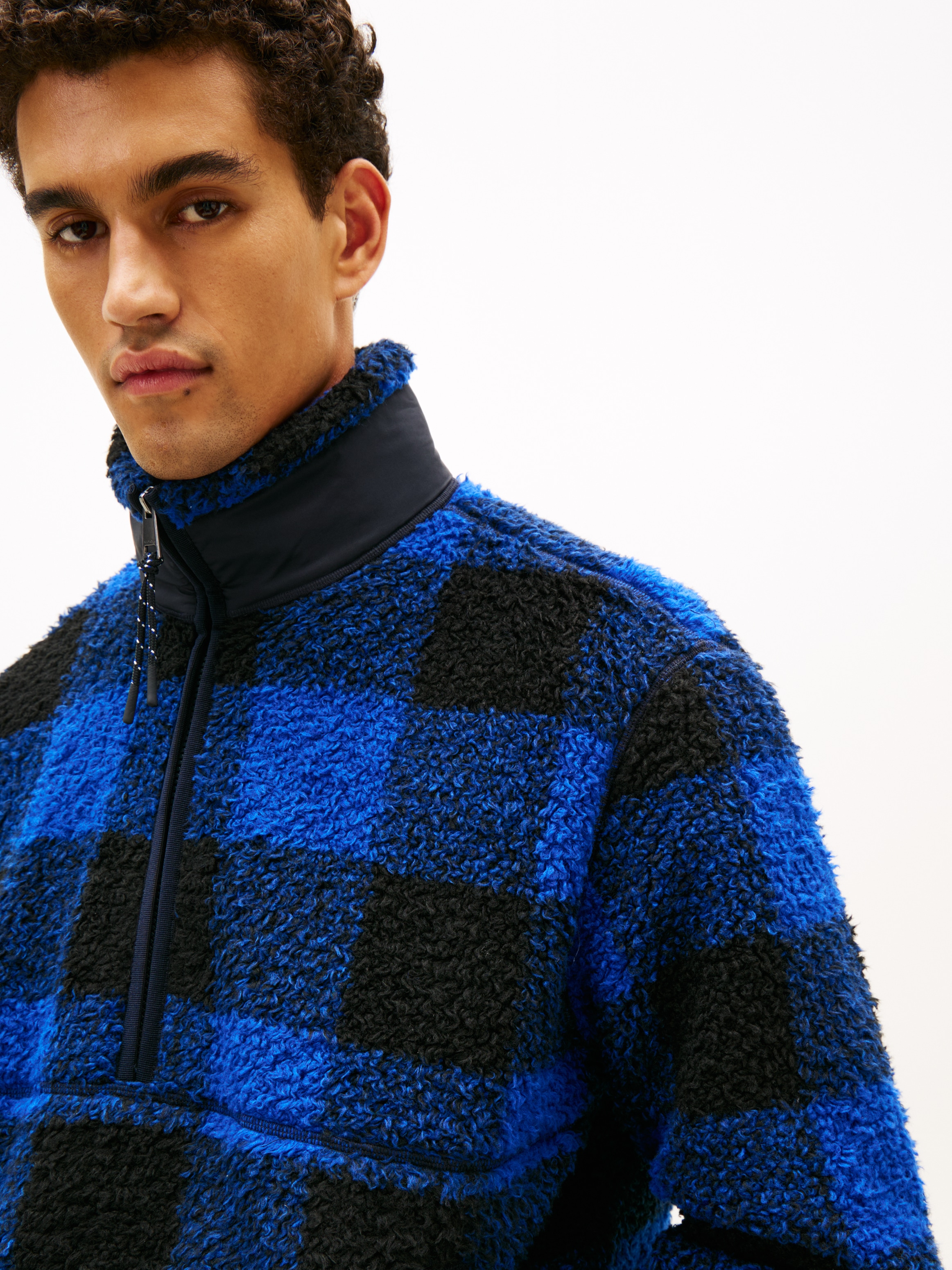 Tommy Hilfiger Fleecepullover »TEDDY FLEECE CHECK PULL OVER«, Regular fit mit Rundhalsausschnitt