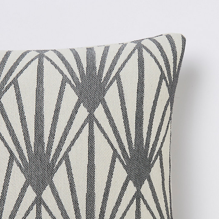 Coussin GoodHome Fremont gris 30 x 50 cm