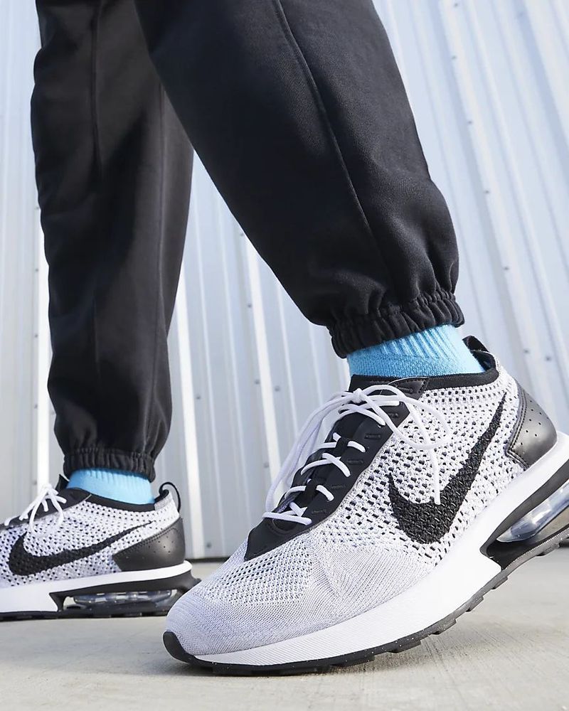 Chaussures Nike Air Max Flyknit Racer Gris pour homme