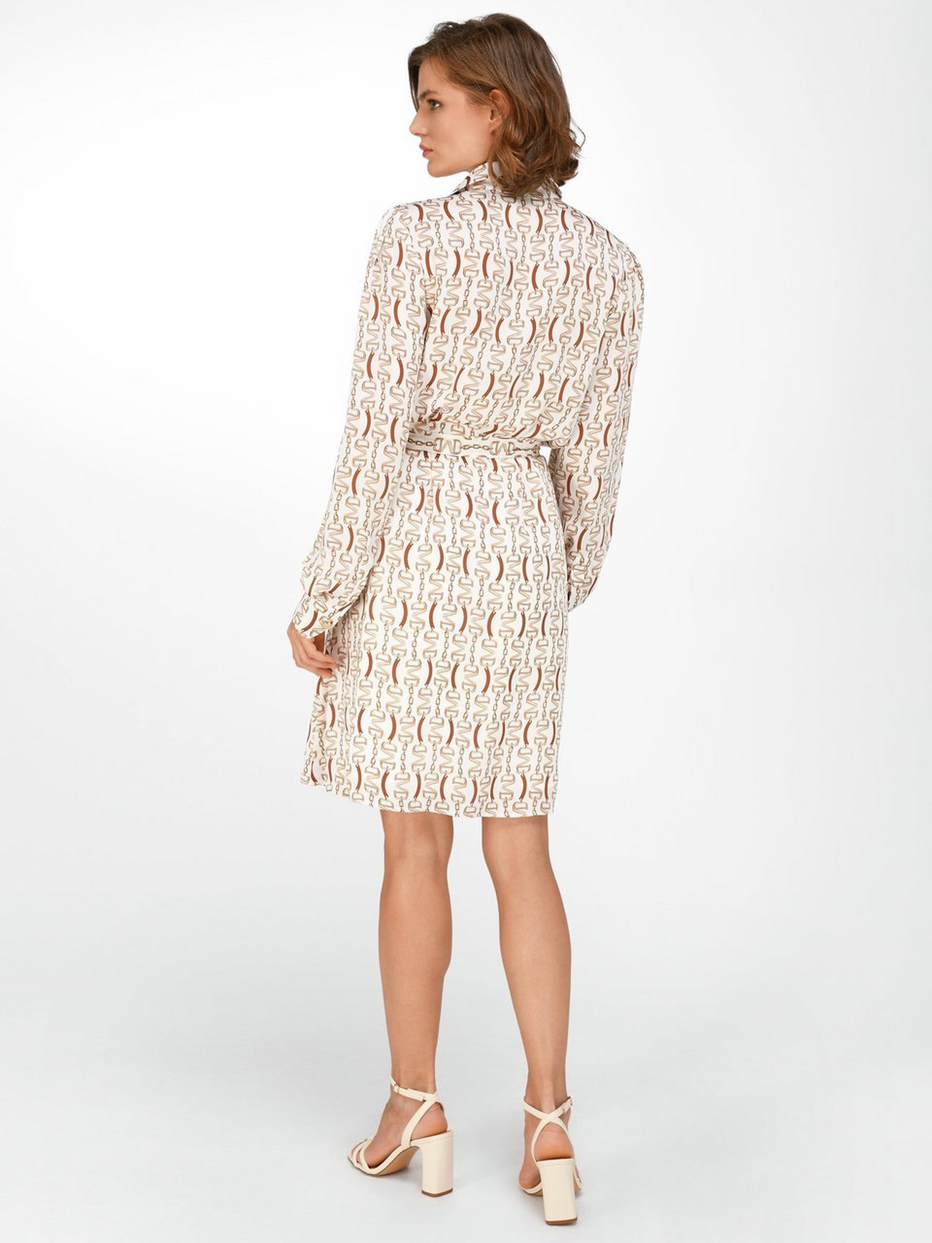 Kleid