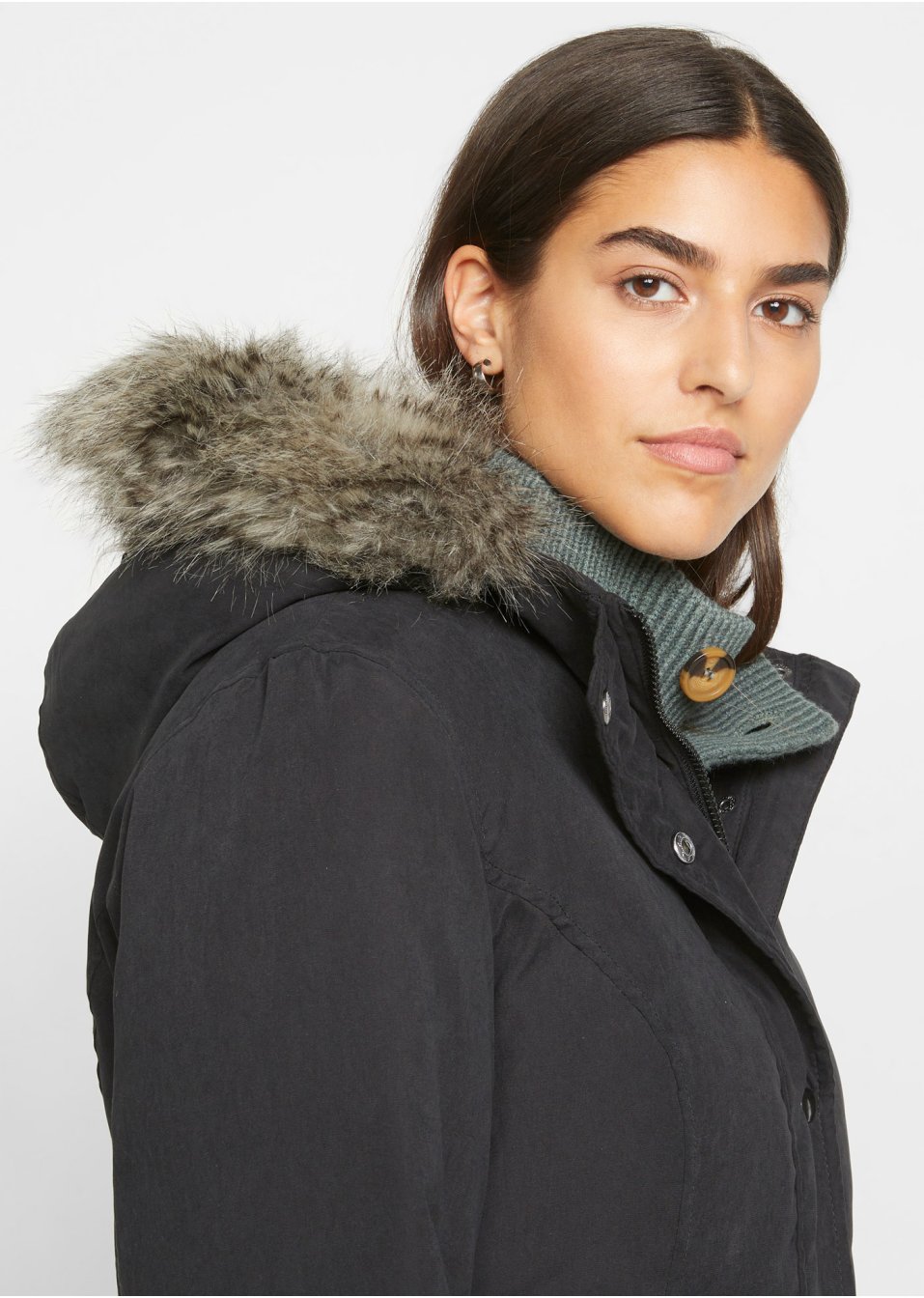 Parka avec bordure synthétique sur la capuche