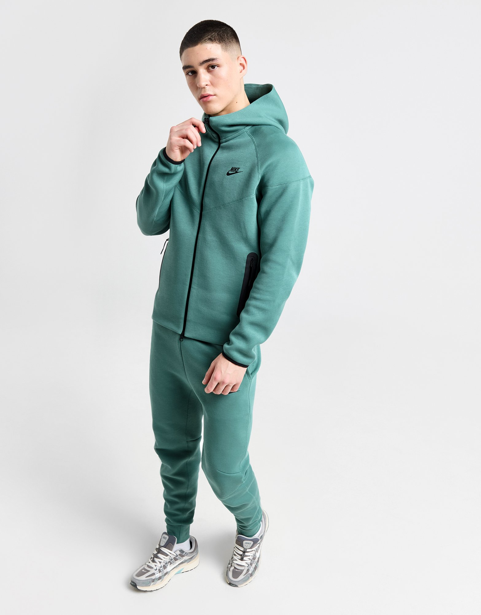 Nike Tech Fleece Full Zip Hoodie