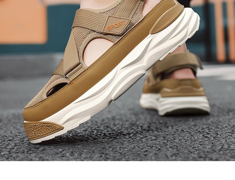 HANO - Platform-sandalen met zelfklevende Chinese karakters