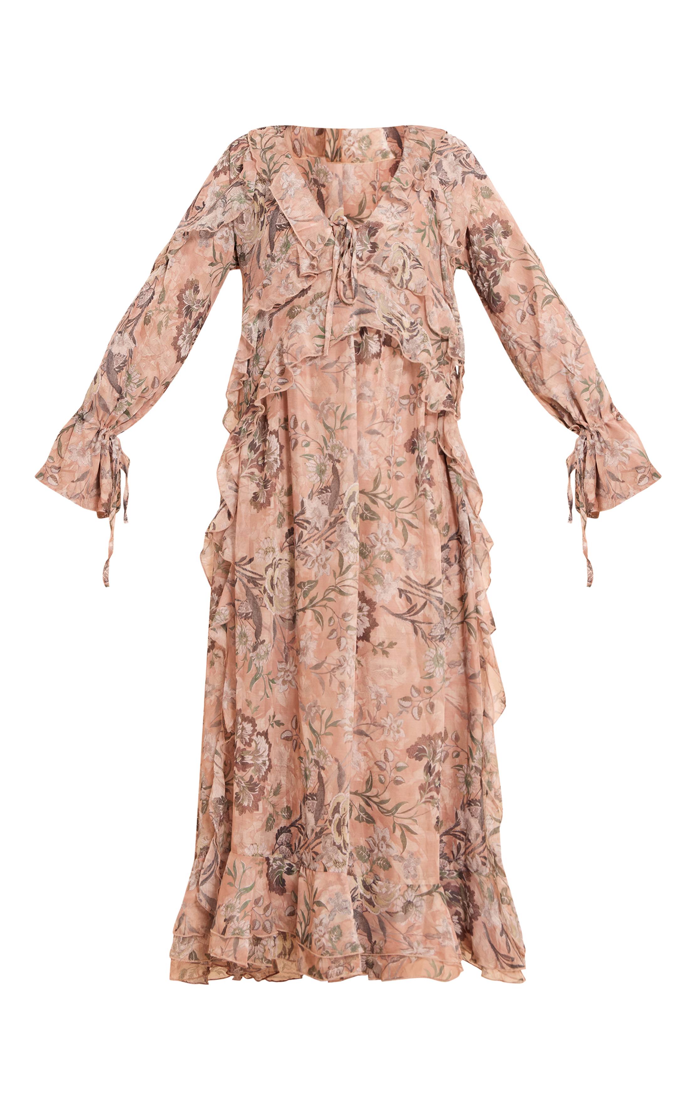 Rose Pâle Robe Longue À Imprimé Fleuri Avec Décolleté Plongeant Et Volants Extrêmes