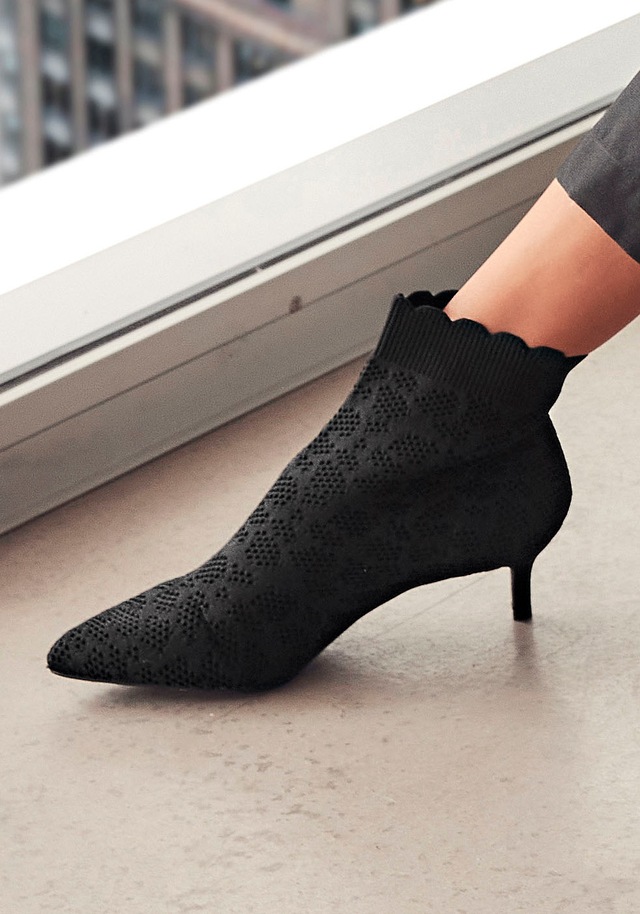 LASCANA Ankleboots »Sock Boot,«  High Heel Stiefelette, Stiefel, kleiner Absatz & elastischer Spitze