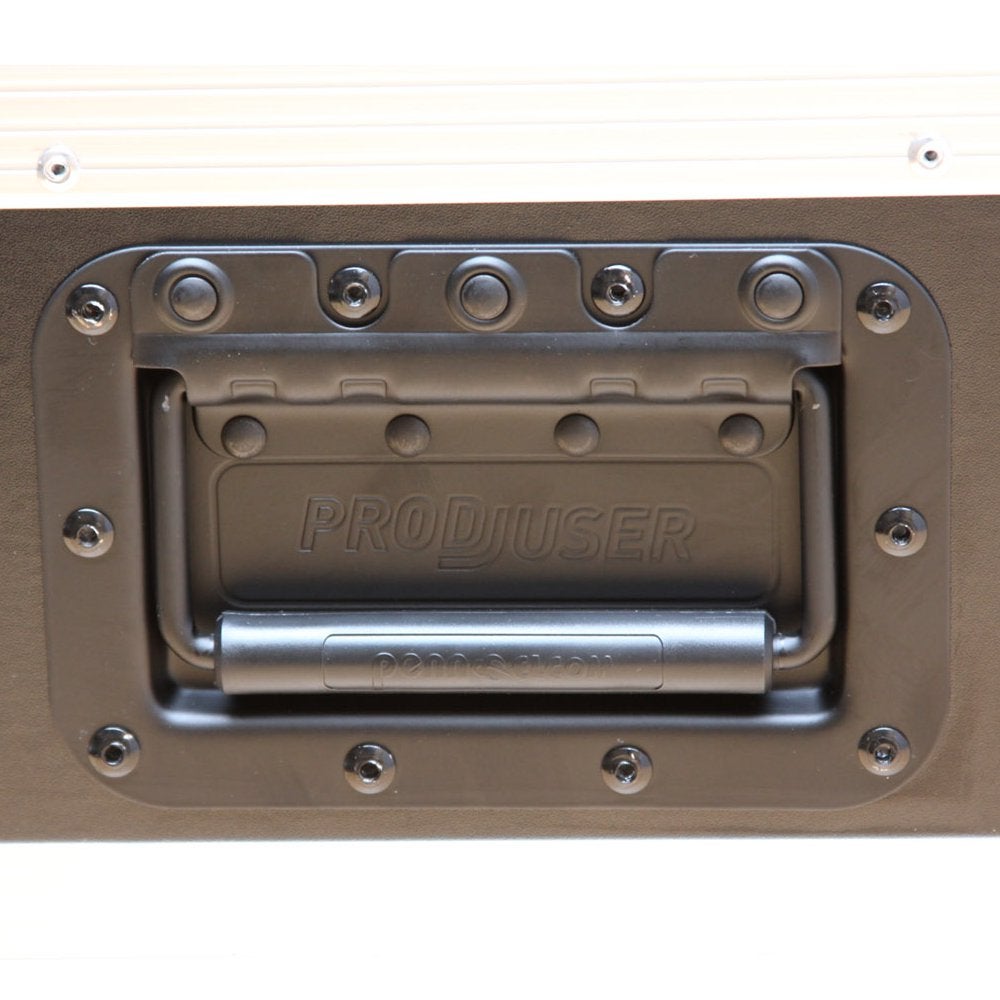 Prodjuser Qu-16 flightcase