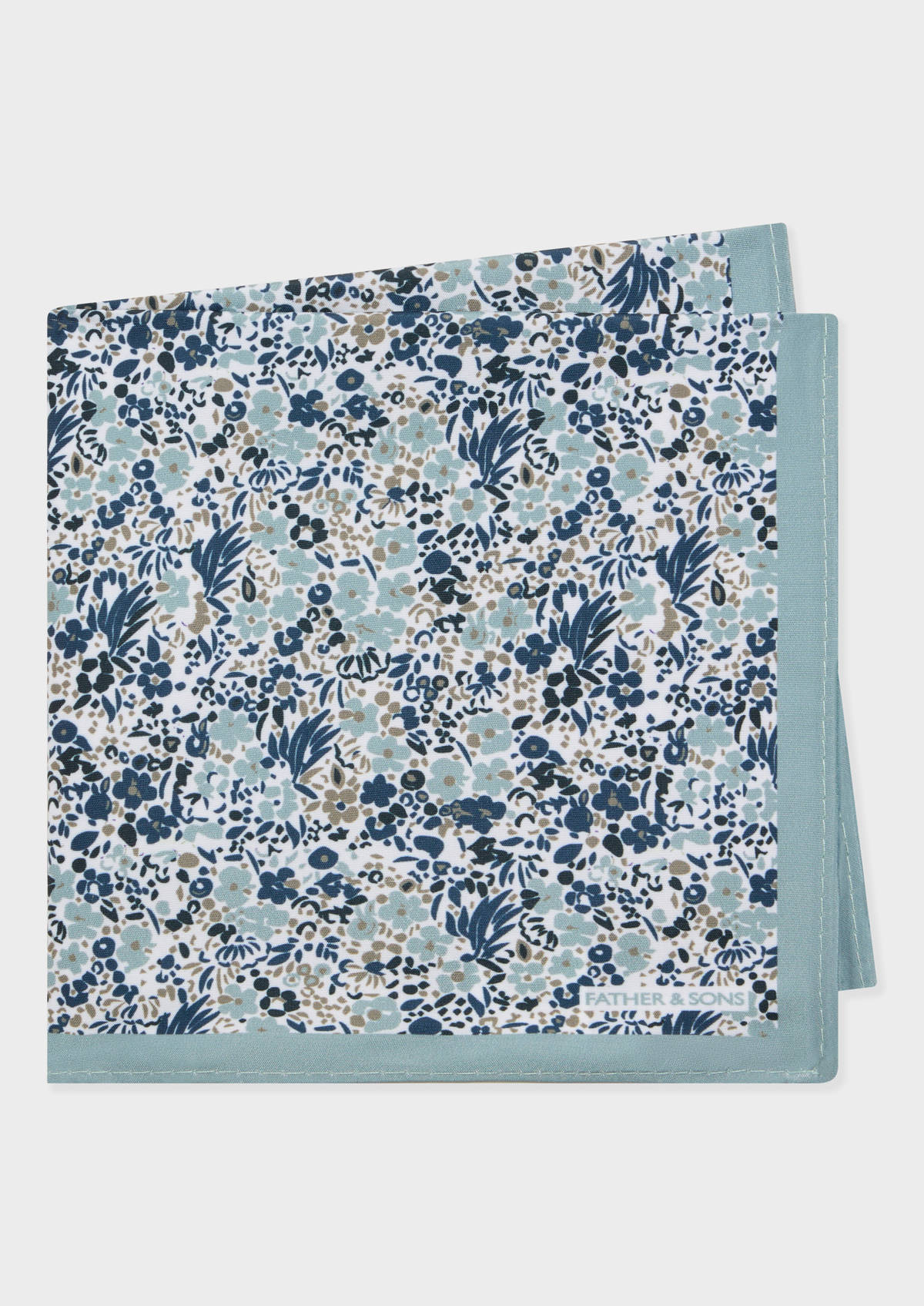 Pochette blanche à motif fleuri vert d'eau, bleu et beige