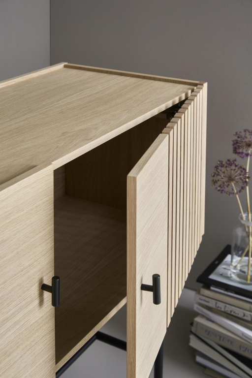 Woud Array dressoir 180 walnut veneer
