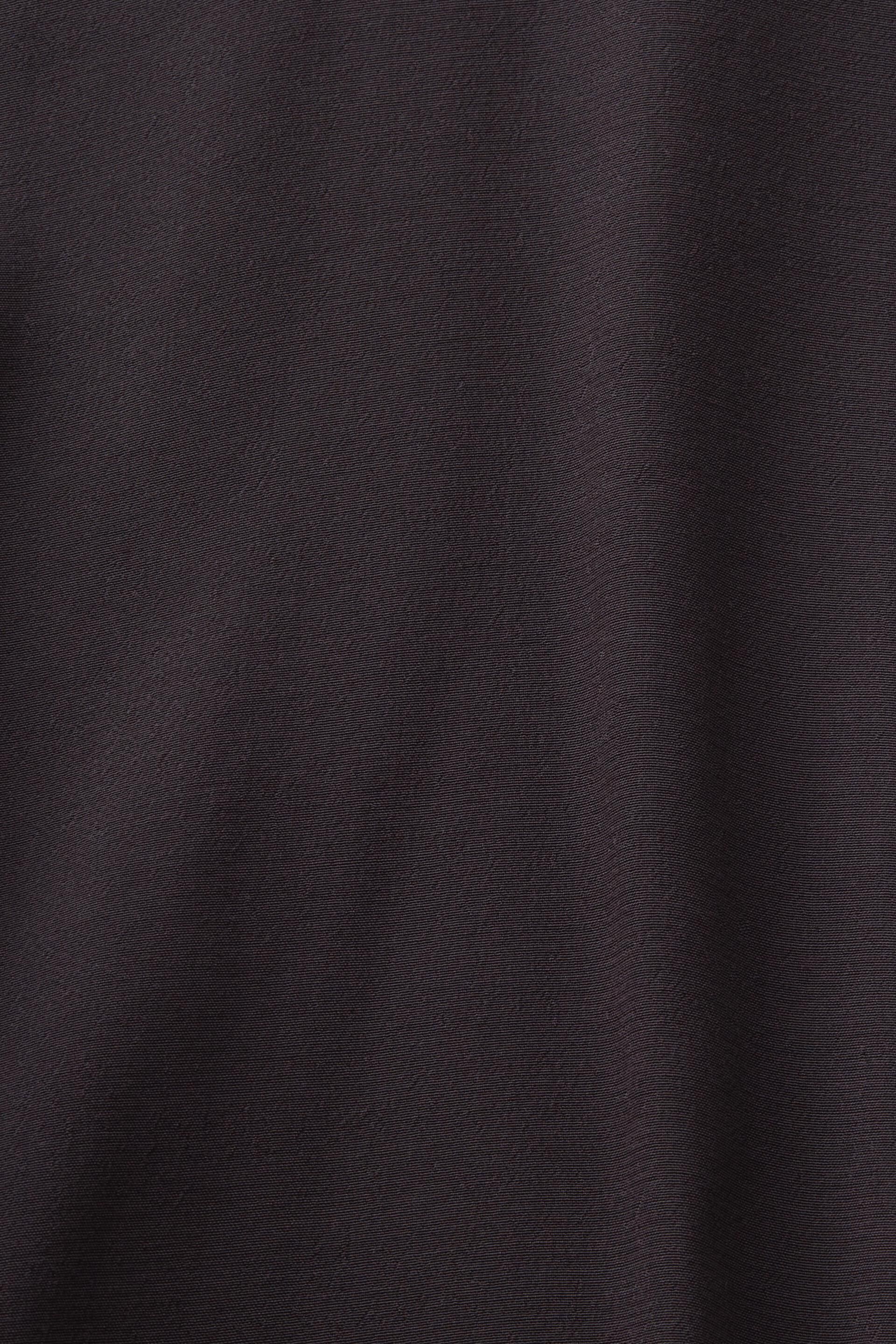 Blouses woven