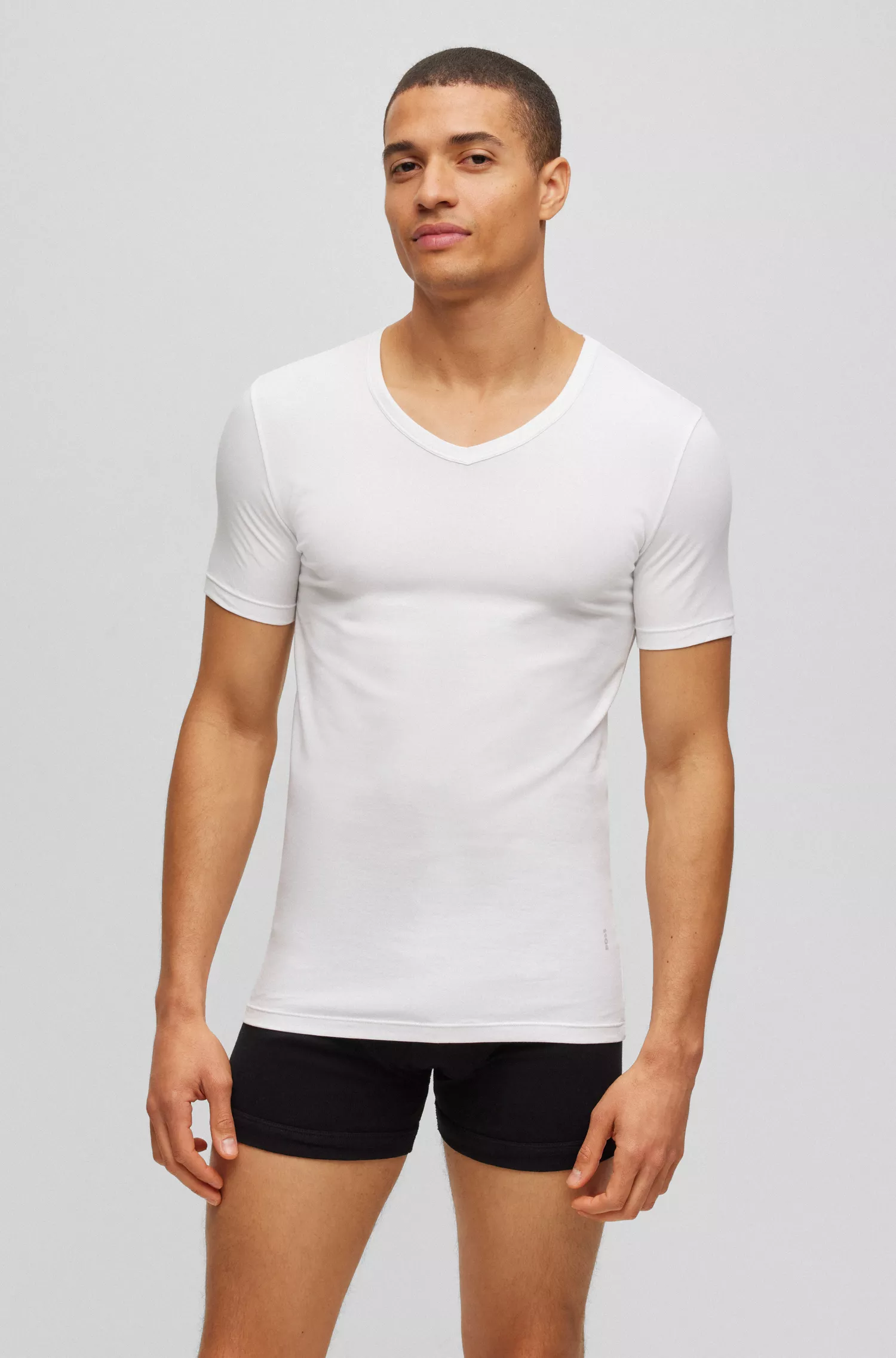 BOSS Black - Pacote com duas camisetas slim fit em algodão elástico.