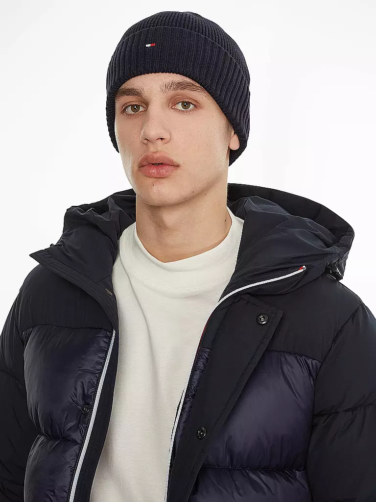 TOMMY HILFIGER Mütze - Haube ESSENTIAL  blau