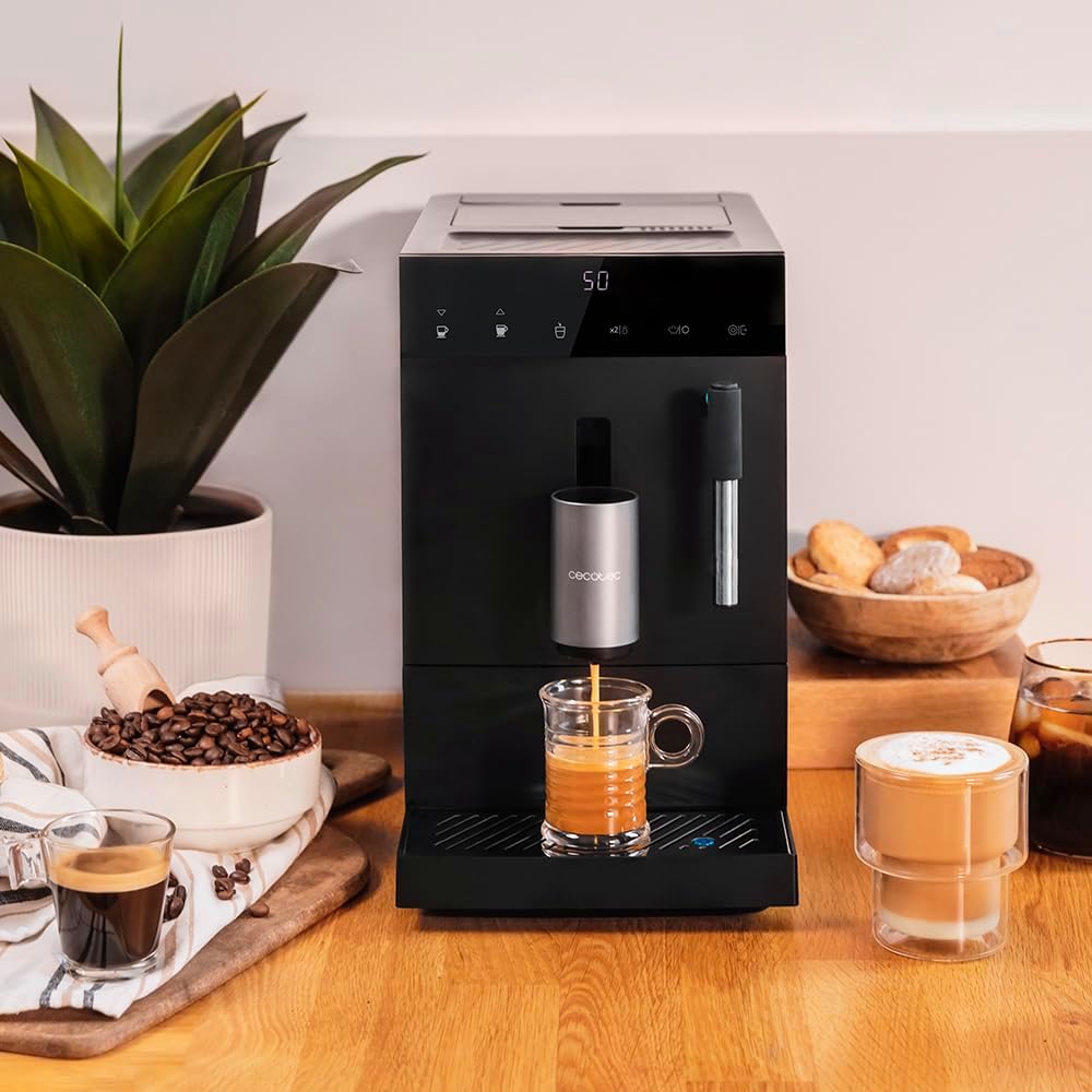 Cecotec Superautomatische Kompakt-Kaffeemaschine Cumbia Cremmaet Compact Steam, 1350 W, 19 Bar, Thermoblock, Plug&Play, personalisierter Kaffee, 5 Mahlstufen, Selbstreinigung, Dampferzeuger