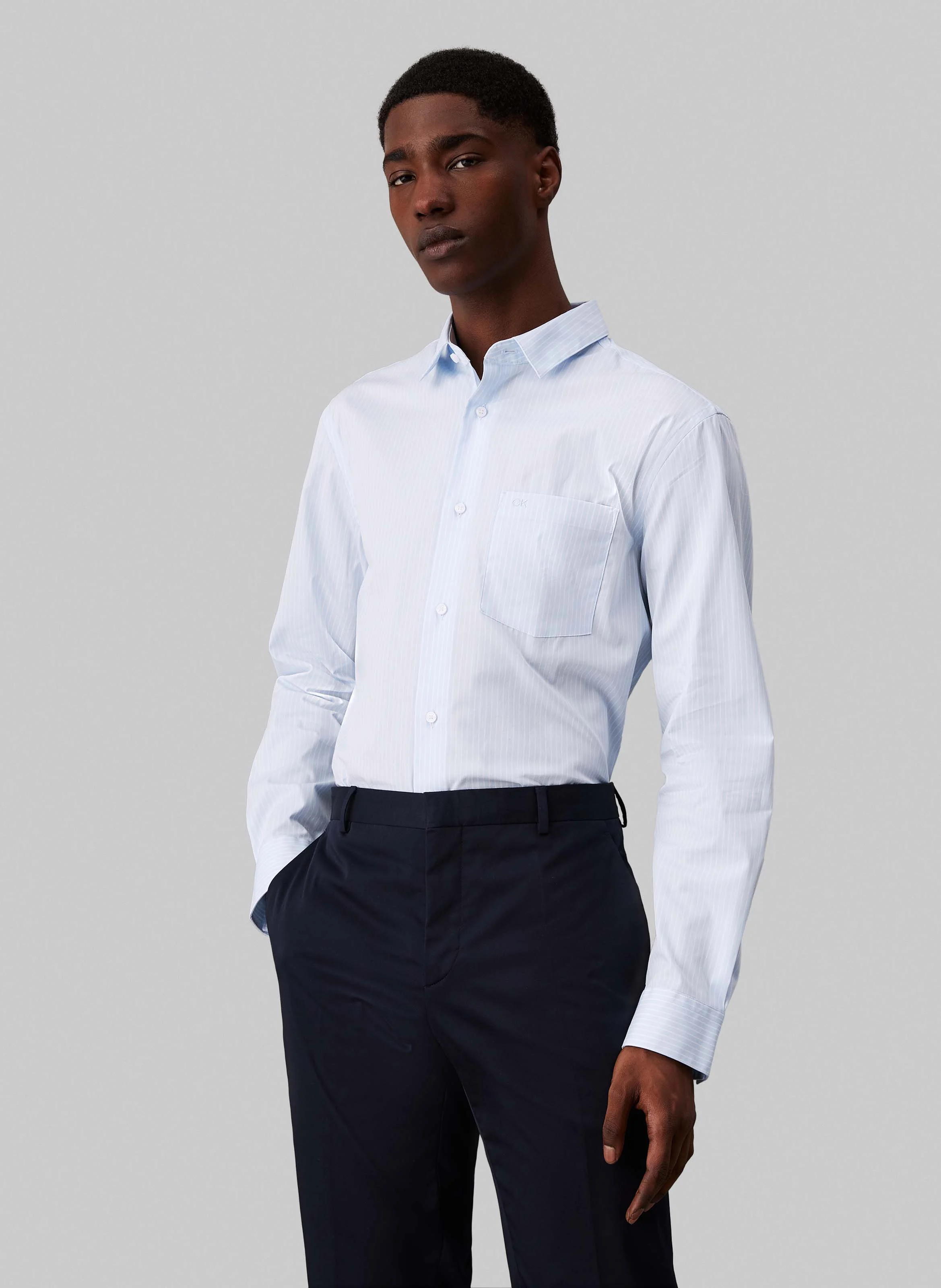 Chemise droite col classique en coton bio mélangé rayée | Bleu